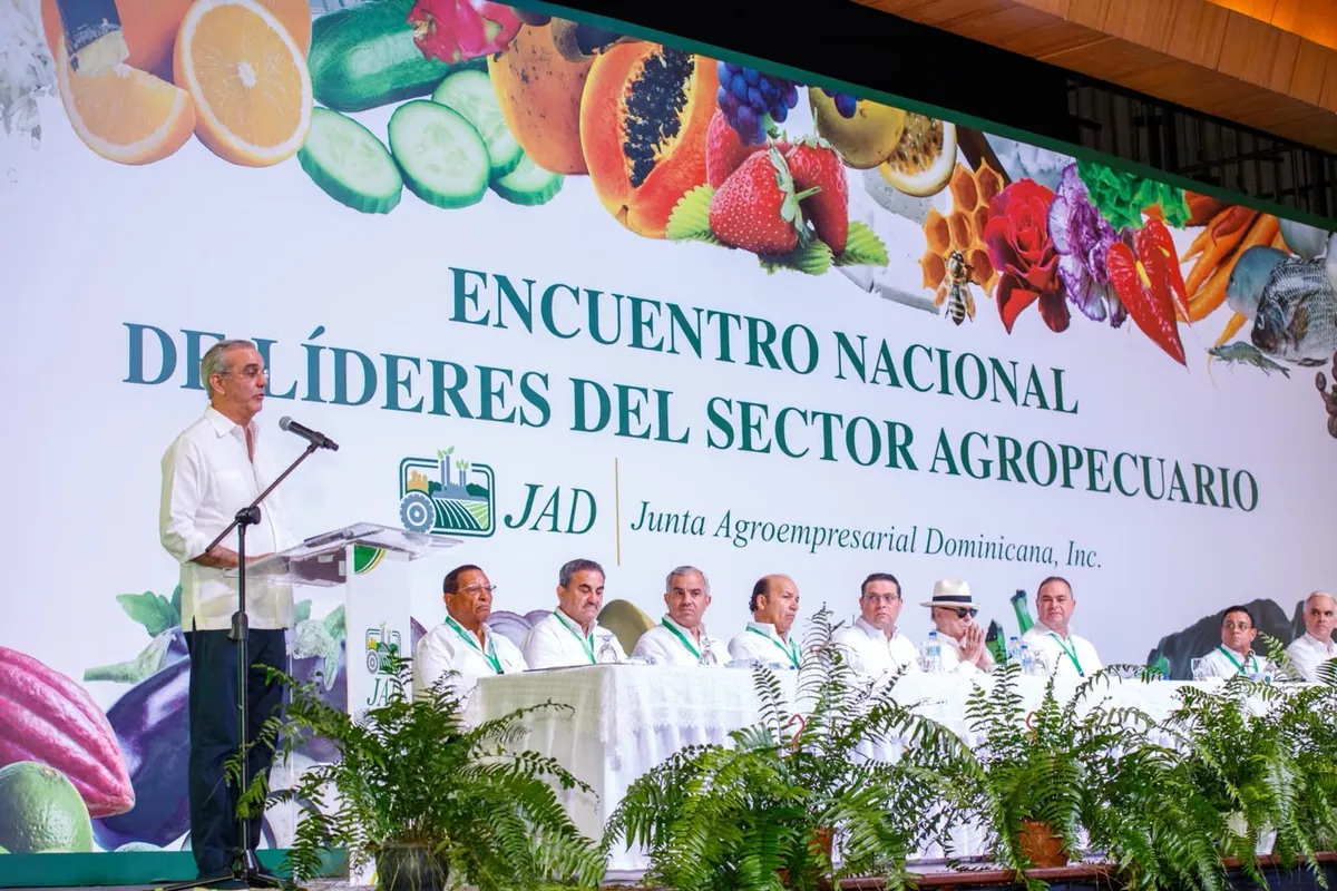 Abinader destaca avances del Gobierno en mecanización agrícola para elevar la productividad