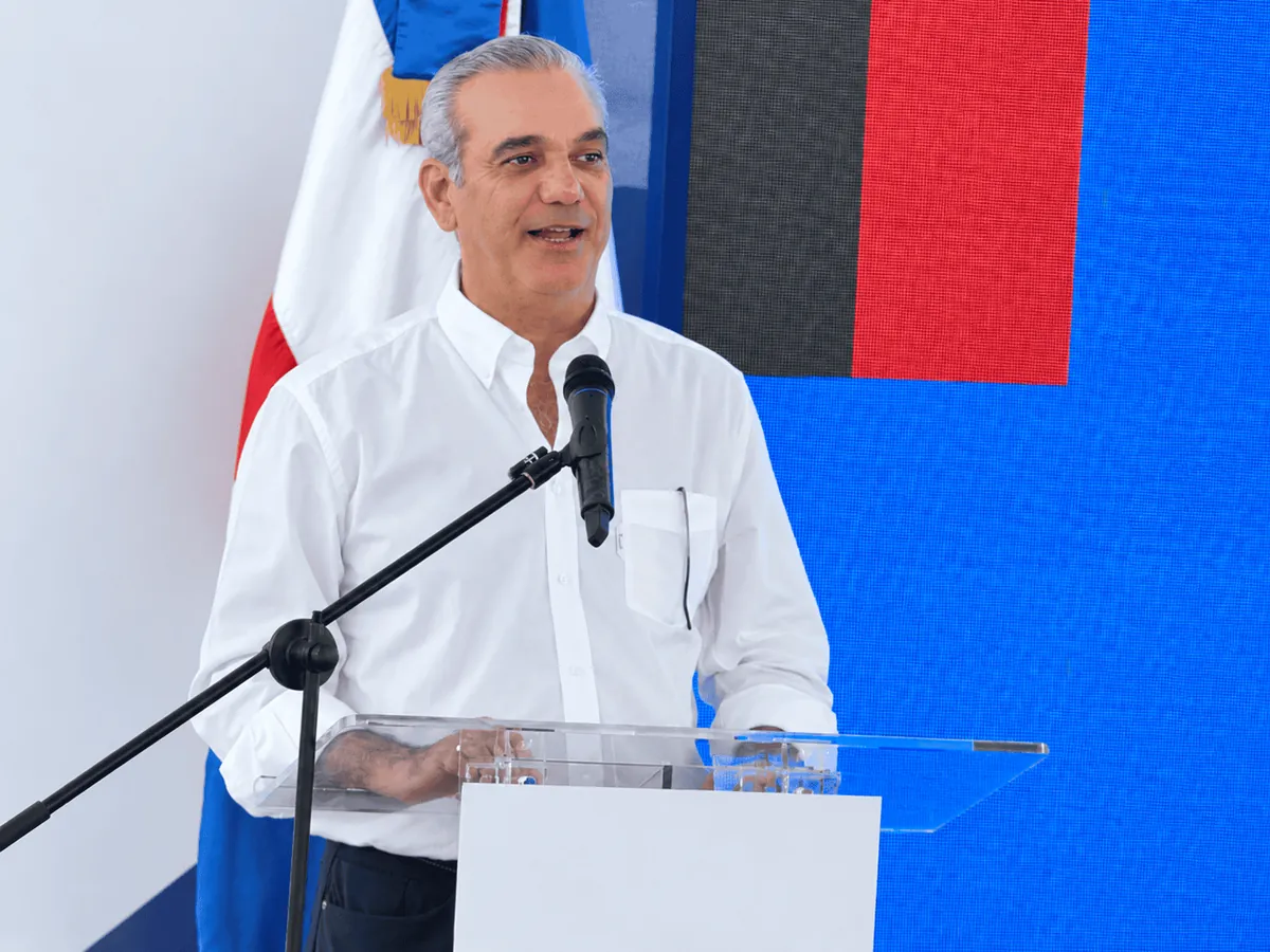 Abinader inaugura carretera El Rubio-Corocito tras décadas de espera y destaca deuda con la Sierra