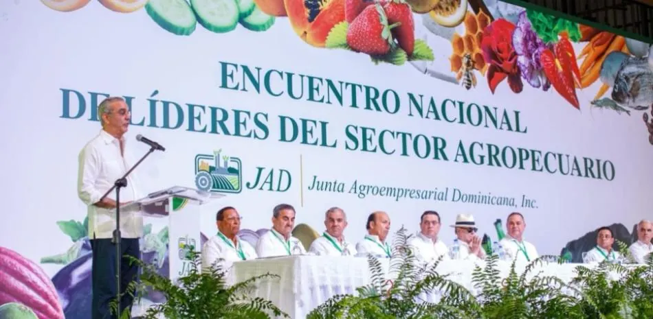 Abinader informa negociaciones con el Gobierno de EEUU para proteger la producción nacional de arroz