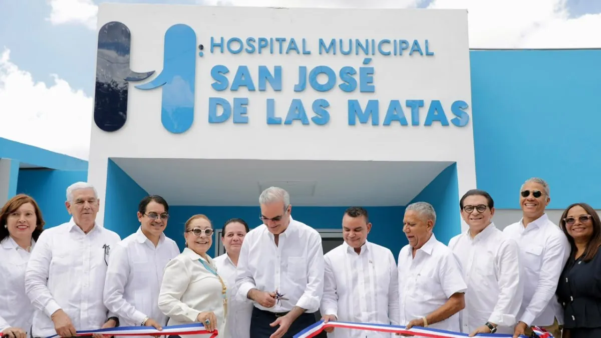 Abinader: “La Sierra no tiene por qué envidiarle nada” en servicios de salud