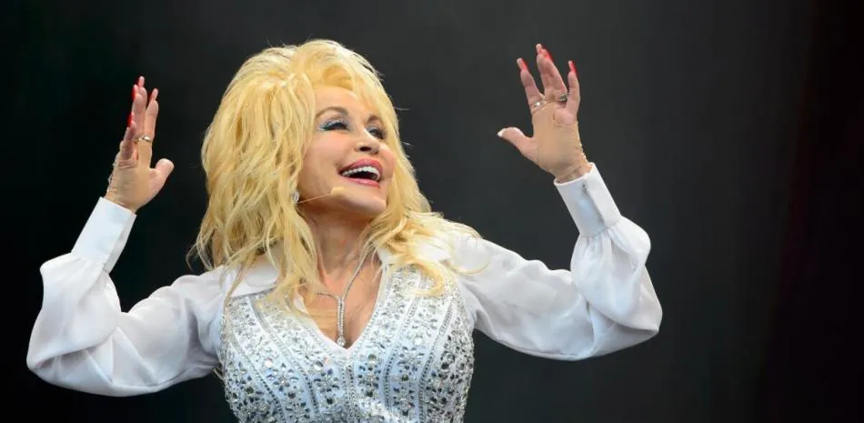 Aeropuerto de Nashville, en EEUU, será rebautizado en homenaje a Dolly Parton