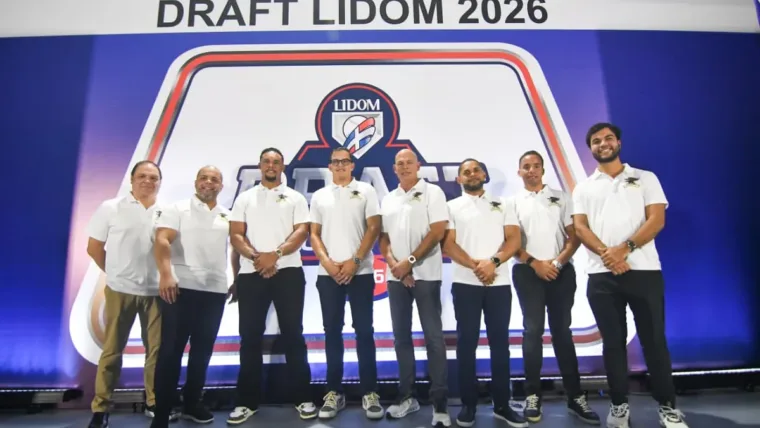 Águilas sumaron 7 lanzadores y 4 jugadores de posición en