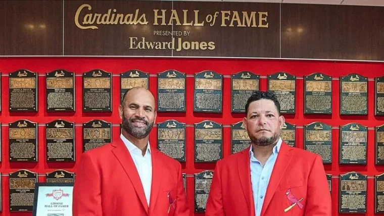 Albert Pujols y Yadier Molina ingresan al Salón de la Fama de