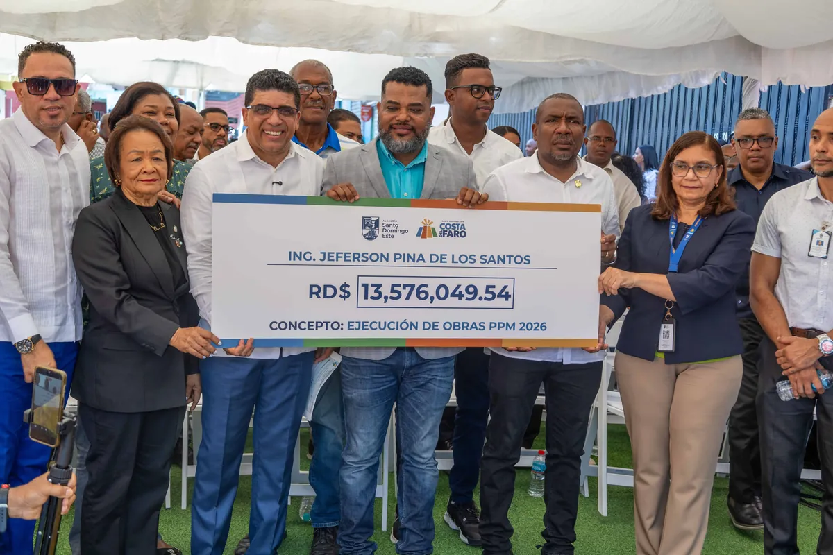 Alcalde Dío Astacio anuncia RD$1,538 millones para obras elegidas por las comunidades