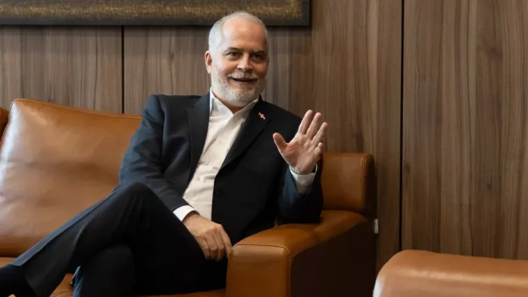 Alejandro Fernández W.: "Quiero aportar a la transformación