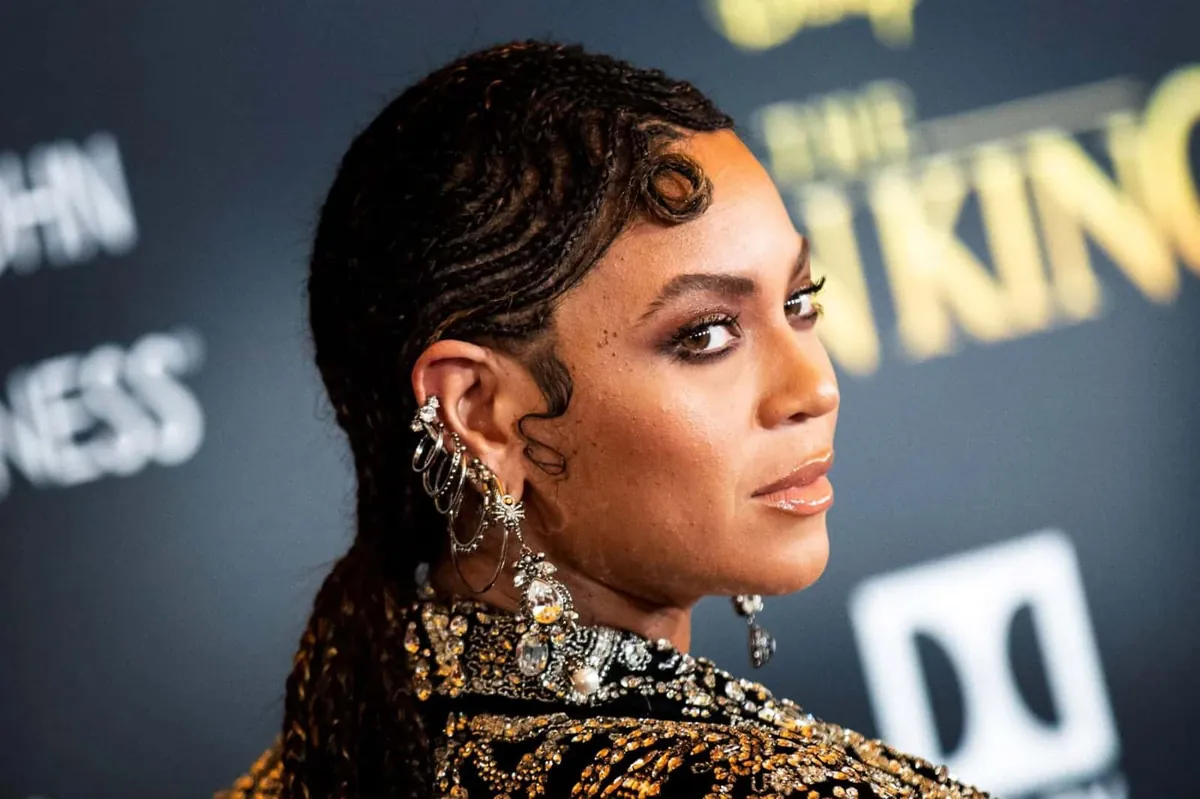 Beyoncé transforma "Irreplaceable" con el sello de Selena Quintanilla