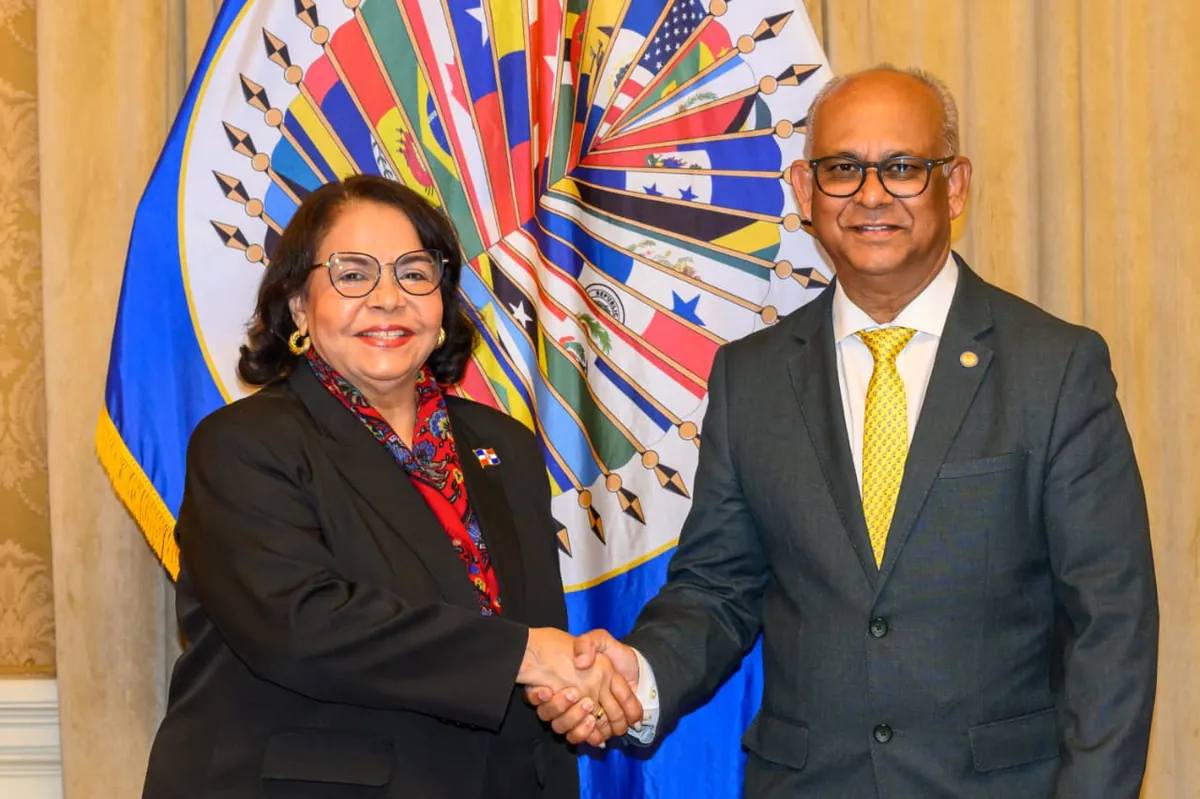Cámara de Cuentas y OEA sellan alianza para fortalecer transparencia y el antisoborno