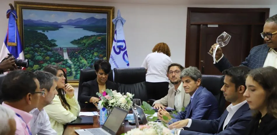Egehid y Agencia Francesa evalúan aspectos de financiamiento