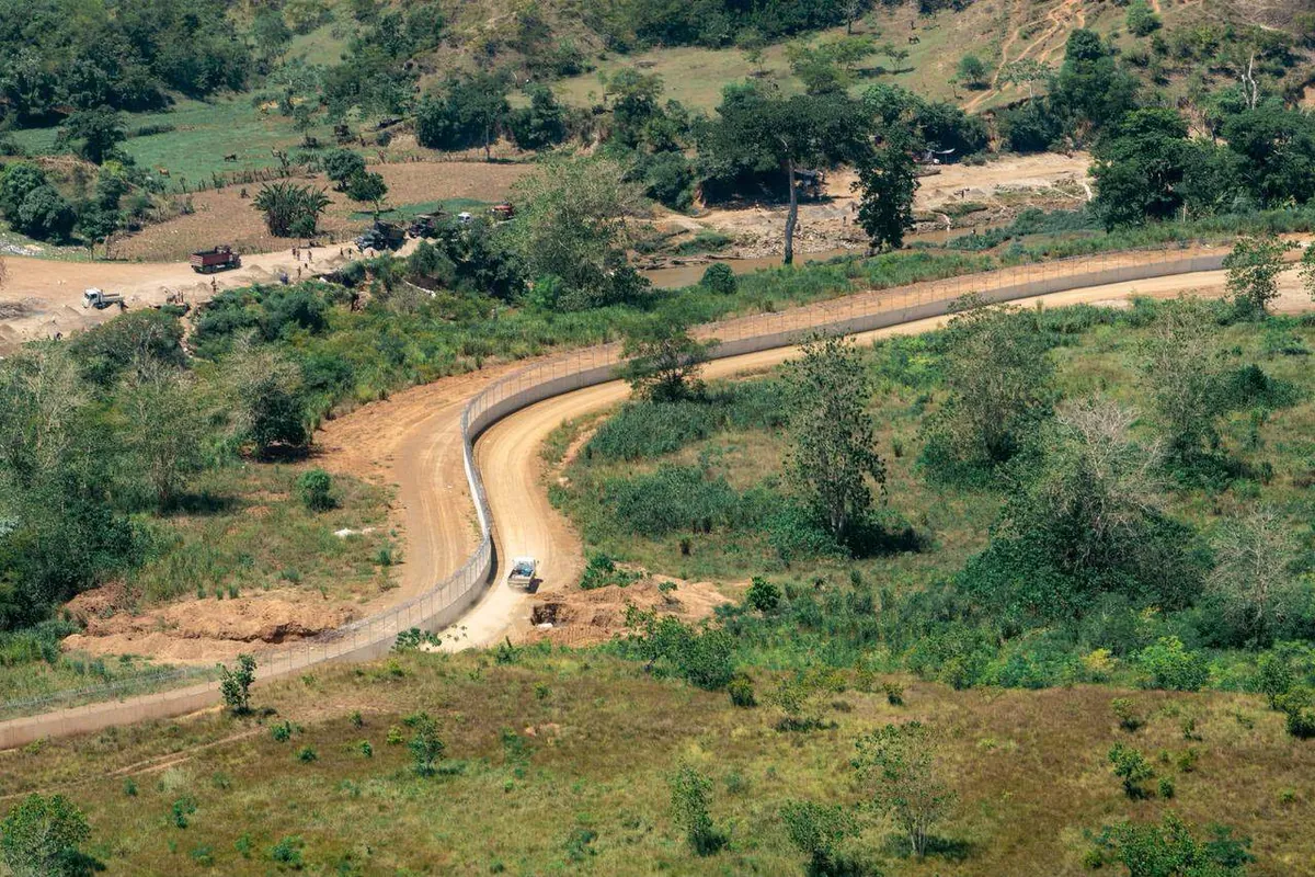 El Gobierno anuncia construcción de 14.5 kilómetros de verja fronteriza en Jimaní