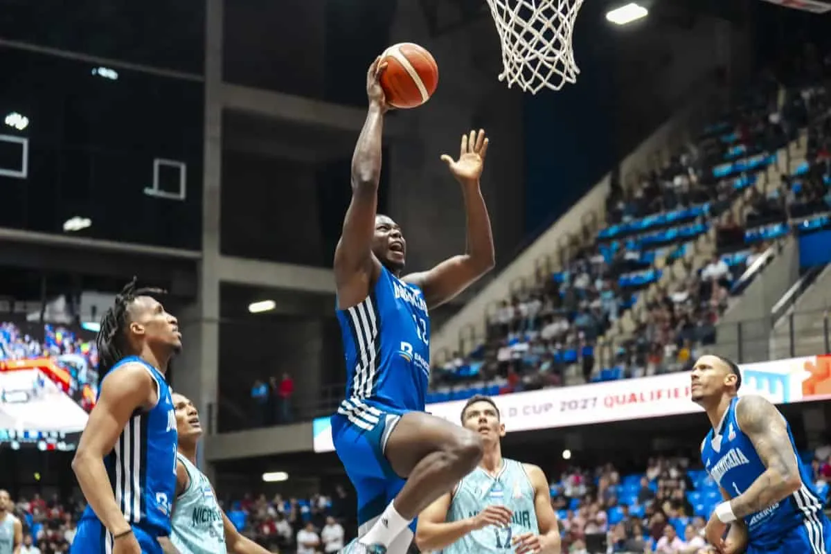 El seguro de la FIBA protege el contrato del lesionado jugador Ángel Delgado