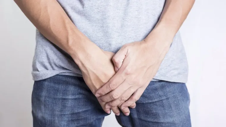 ¡Atención, hombres! ¿Te duele al orinar? Estas son las