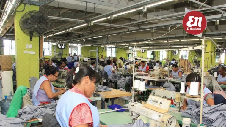 Industrias del sector textil dan espaldarazo al director de