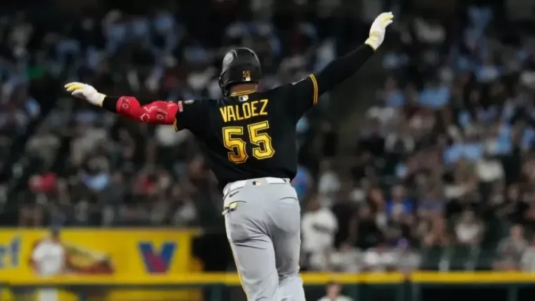 Esmerlyn Valdez jonronea y los Piratas vencen a los Medias