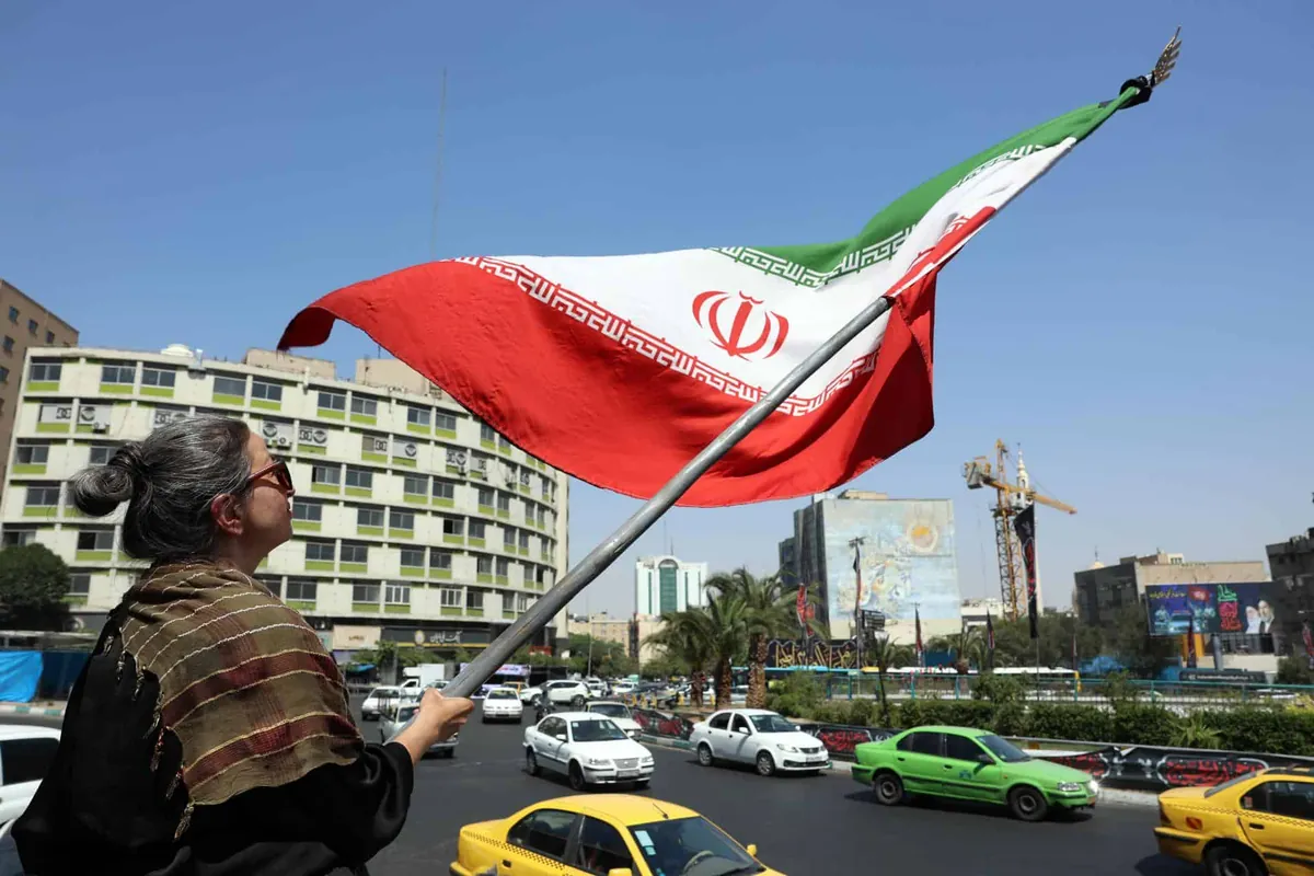 Estados Unidos impone sanciones a todo el sector aéreo iraní
