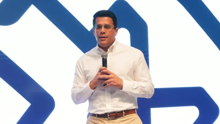 Exdirector de la PN, Guzmán Peralta, ofrece su respaldo a