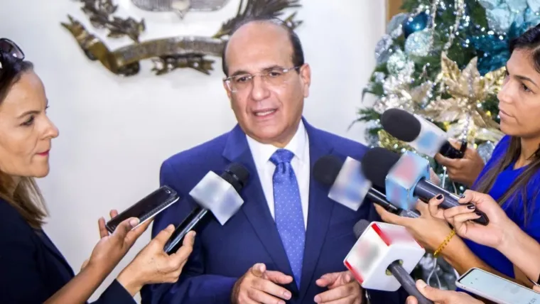 Expresidente de la JCE y dirigentes políticos advierten que
