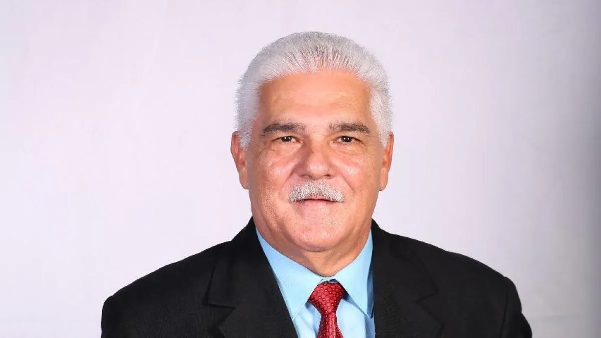 Fallece en Santiago cronista de arte Claudio Concepción