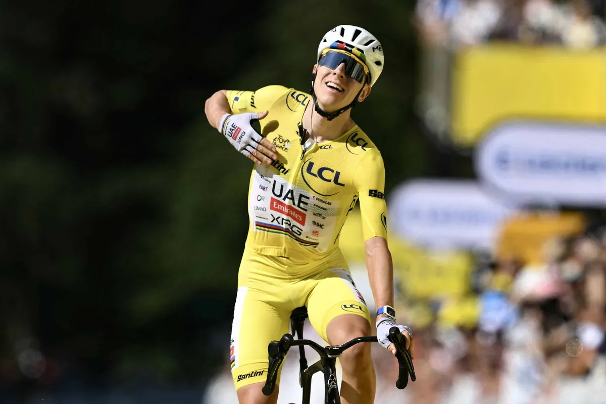Fin de temporada para Tadej Pogacar tras su caída en la Vuelta