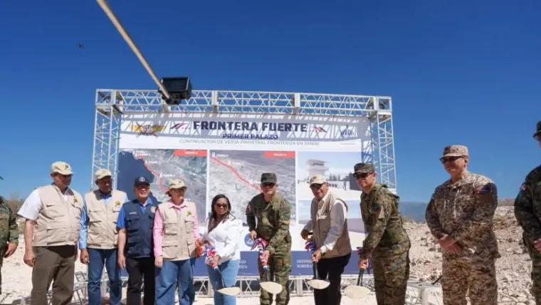 Gobierno inicia construcción de 14.5 kilómetros de verja