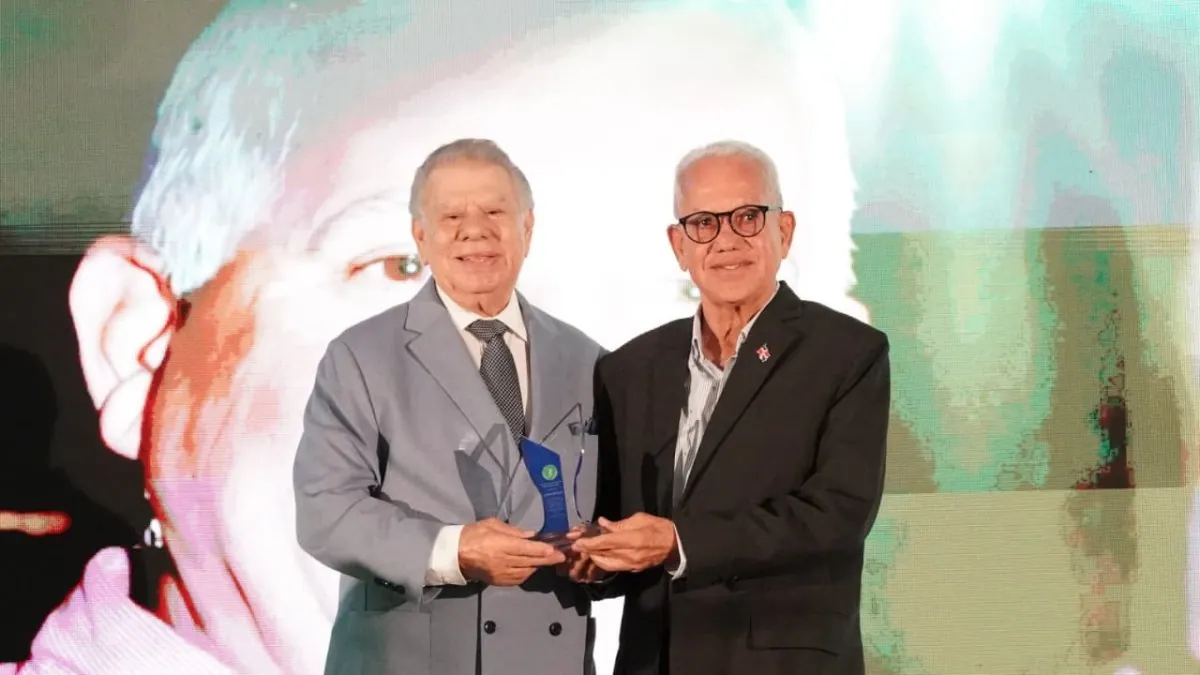 Gustavo Rodríguez agradece reconocimiento de la Asociación de Cronistas Deportivos de Santo Domingo