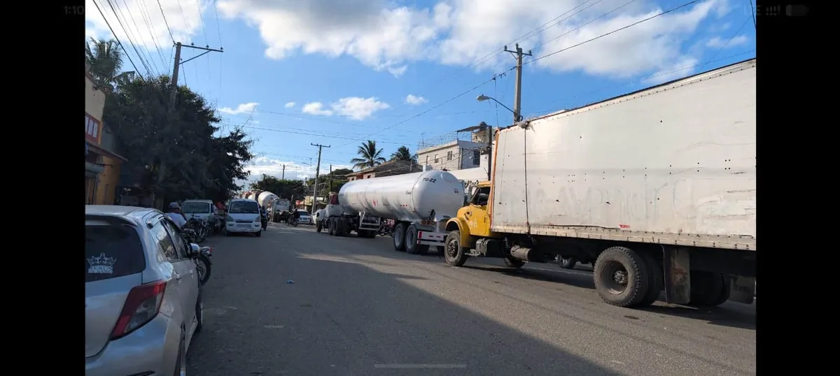 Haití investigará calidad de combustibles tras denuncias sobre daños a vehículos