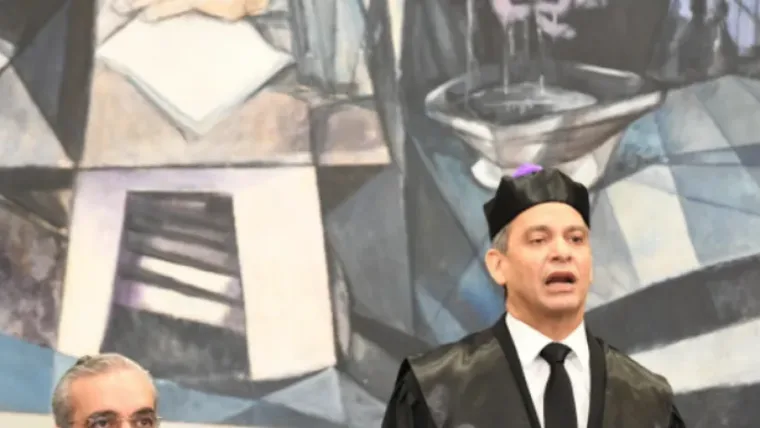 Henry Molina dice que durante su gestión se destituyeron