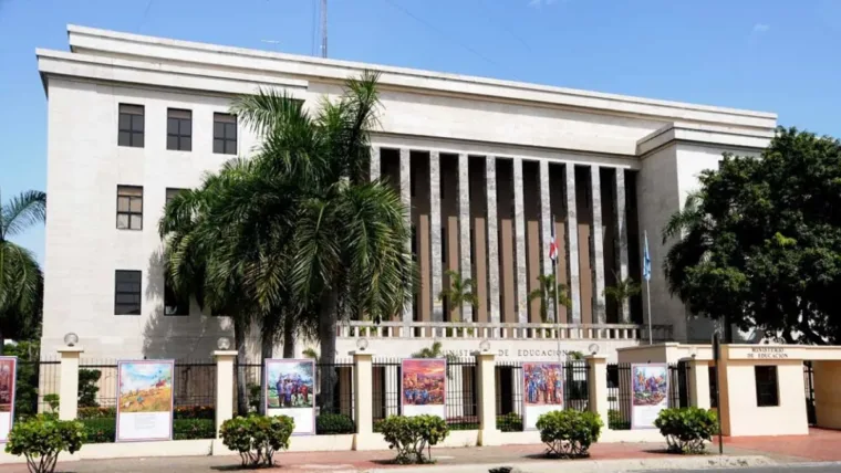 Informe PISA 2025 dice educación dominicana avanza en