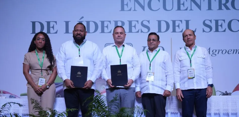 Invertirán RD$23.7 millones para formar nuevos profesionales del sector agropecuario