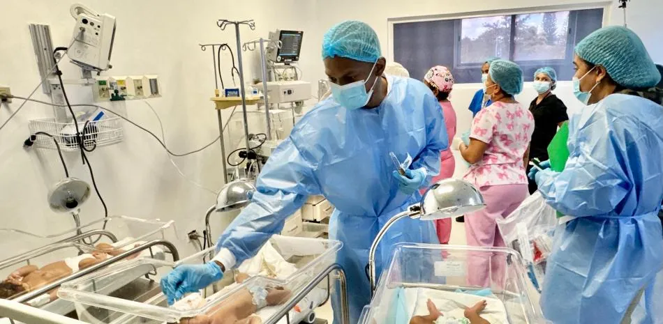 Investigan presencia de bacteria en hospital de Monte Plata