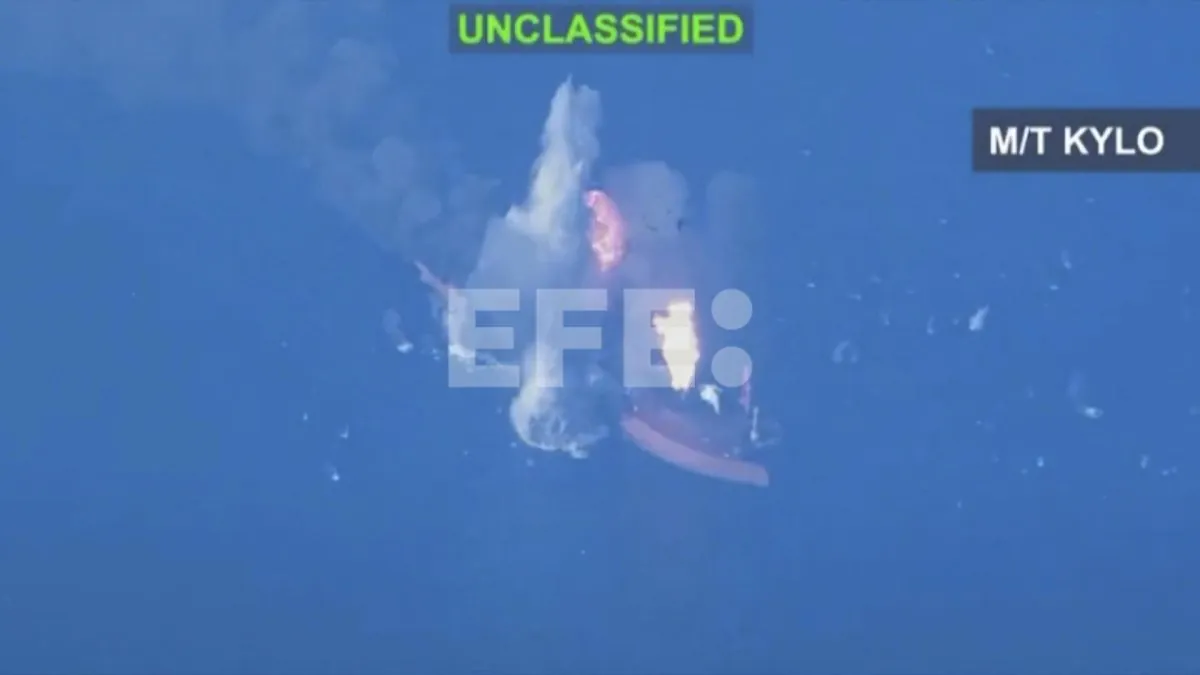 Irán responde a EE.UU.: Ataca barcos y portaviones en el estrecho de Ormuz