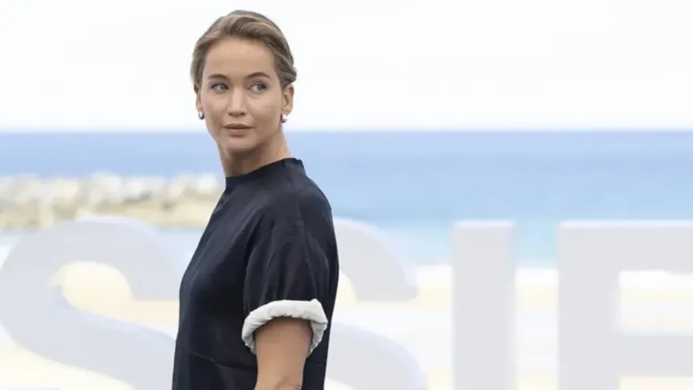 Jennifer Lawrence abre Instagram y amenaza con irse si recibe