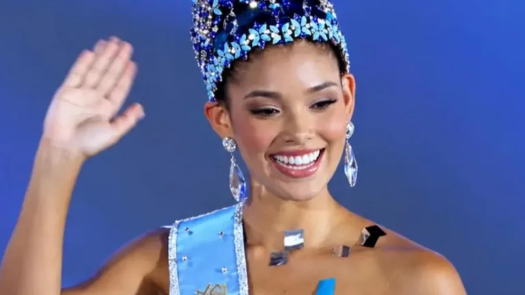 Joheirry Mola, de República Dominicana, se corona como Miss