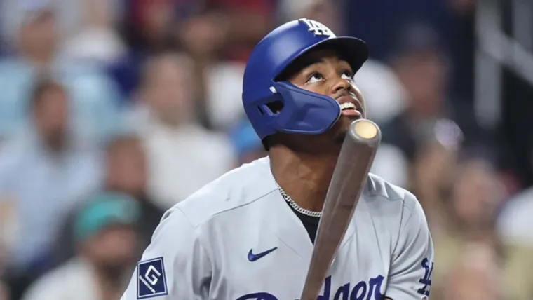 Josué de Paula estrena su primer cuadrangular en Grandes Ligas