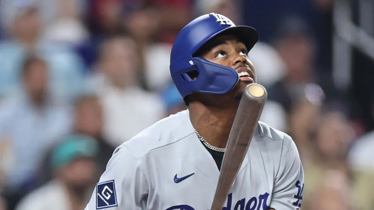 Josué de Paula estrena su primer cuadrangular en Grandes Ligas