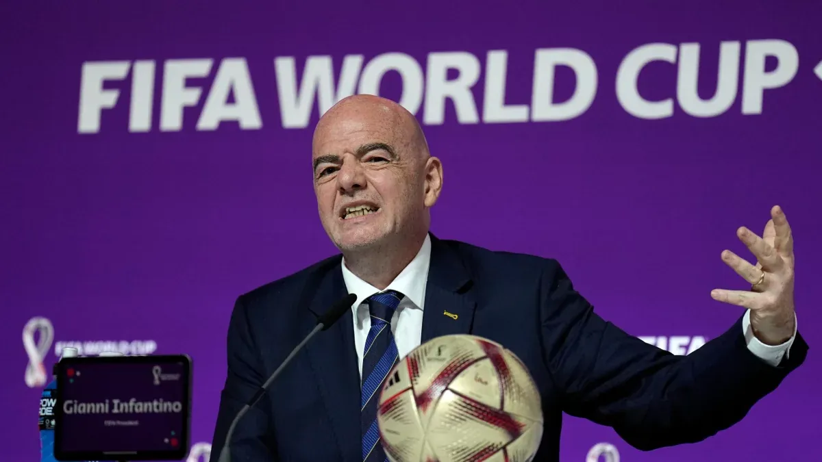 La federación francesa de fútbol retira su apoyo a la candidatura de Gianni Infantino