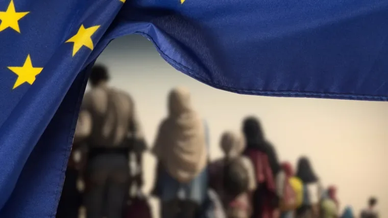 Las solicitudes de asilo en la UE, en su nivel más bajo de