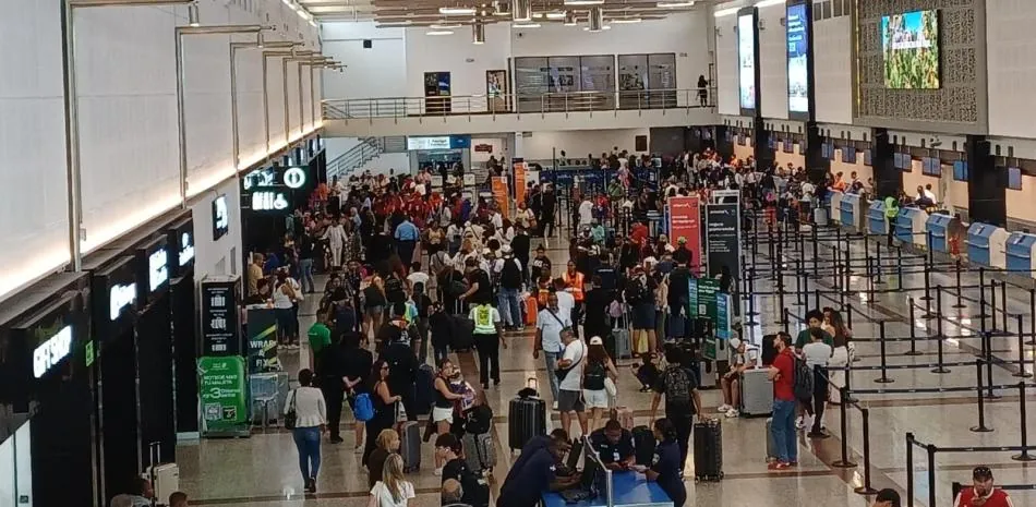 Lo que puedes traer a RD sin declarar y lo que debes reportar en Aduanas
