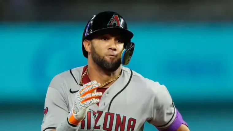 Los Diamondbacks designan al jardinero Lourdes Gurriel Jr