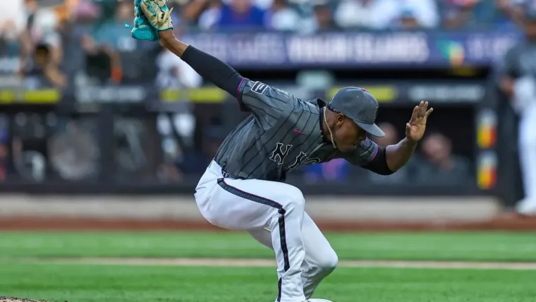 Los Mets llaman de nuevo al relevista Jefry Yan