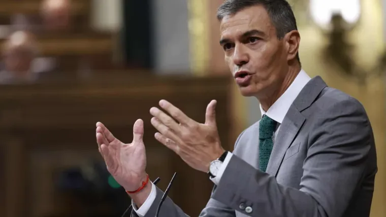 Los papeles de Ceuta desatan una tormenta política contra Sánchez