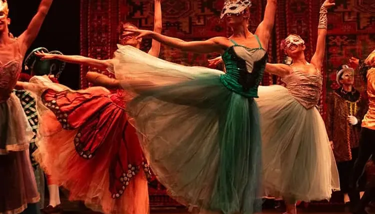 "Los Pasos del Tiempo" rescata la memoria del ballet