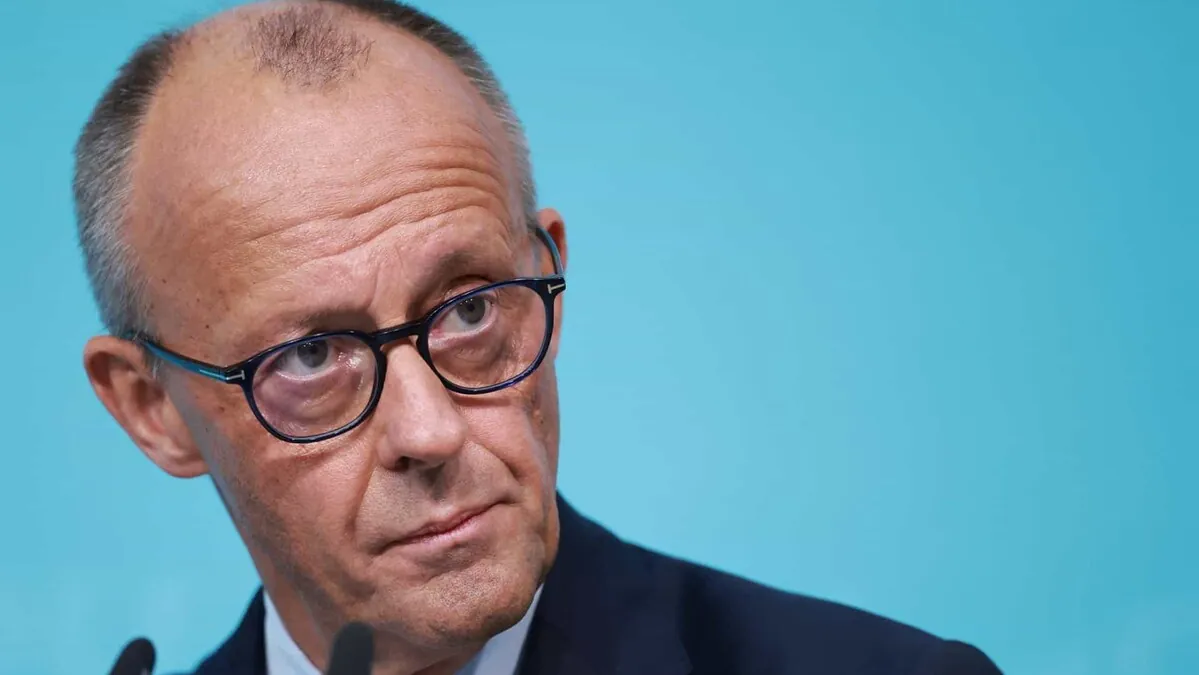 Merz arremete contra el antisemitismo y la xenofobia en un acto electoral en Berlín