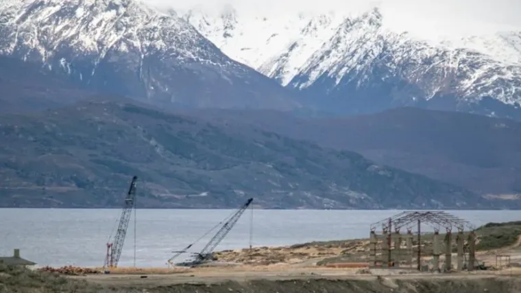 Milei reactiva la base naval del fin del mundo en medio de
