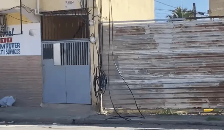 Moradores denuncian que llevan una semana sin luz en El Centro de Guaricano, SDN, por avería de Edeeste