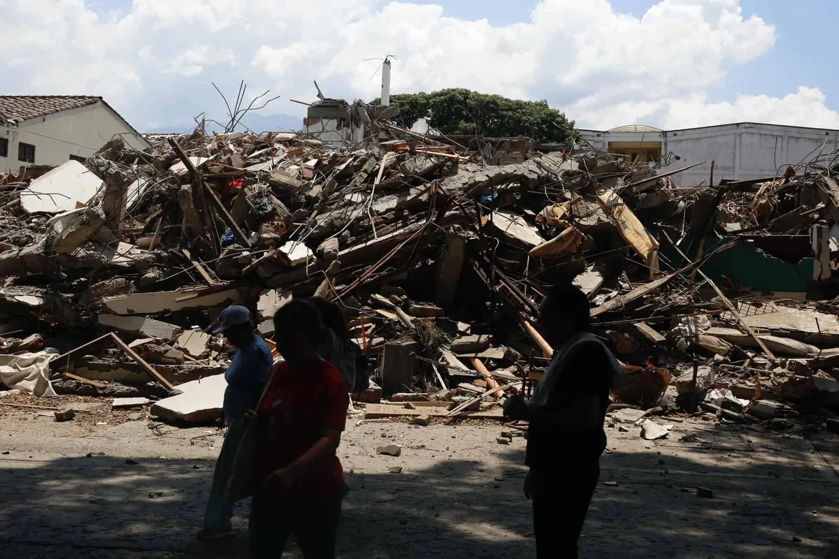 Necesidades humanitarias siguen en Colombia un mes después del terremoto, afirma Cruz Roja