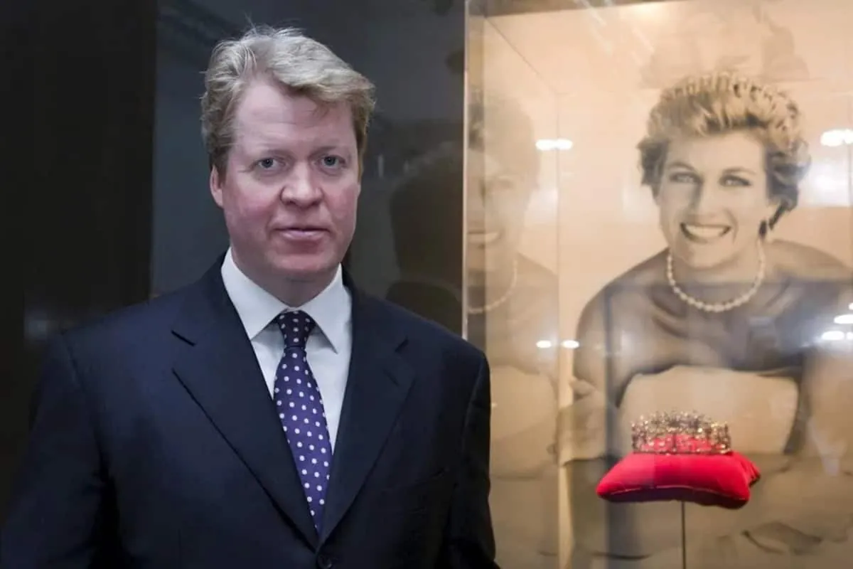 "No te preocupes, pronto la olvidaremos", dijo Carlos al hermano de Lady Di tras su muerte