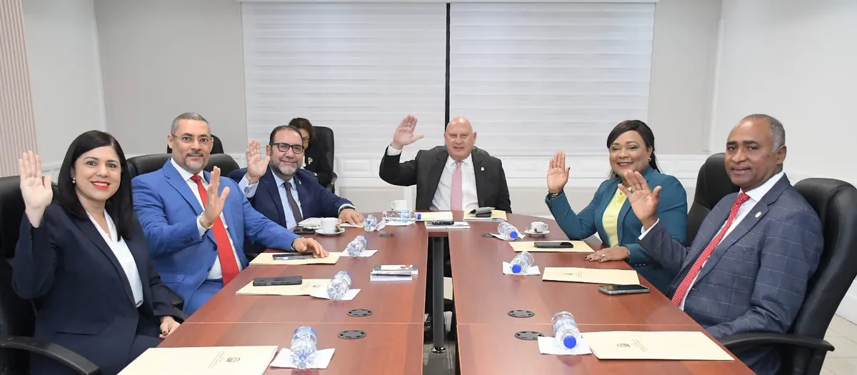 Nueva ley de juegos de azar obligará a verificar identidad y edad de los apostadores ante la JCE