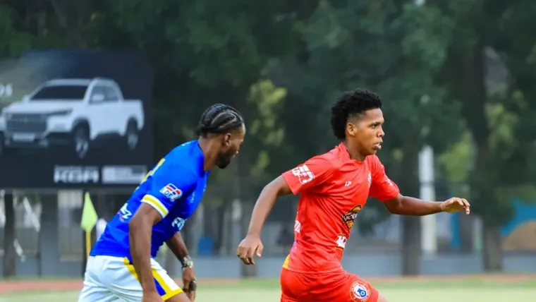 O&M y La Vega propinan goleadas en fútbol dominicano