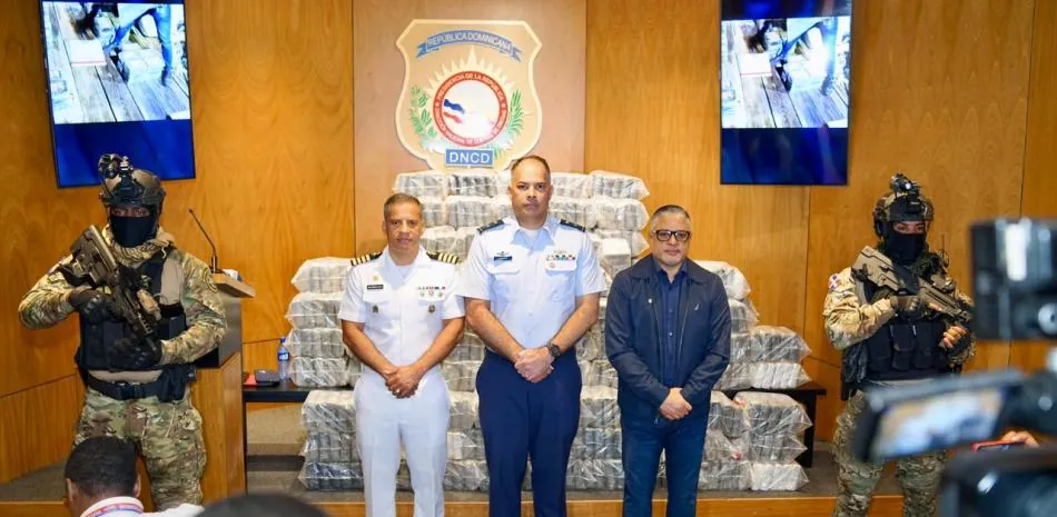 Otro cargamento de droga en Peravia; esta vez 595 paquetes de cocaína y tres detenidos