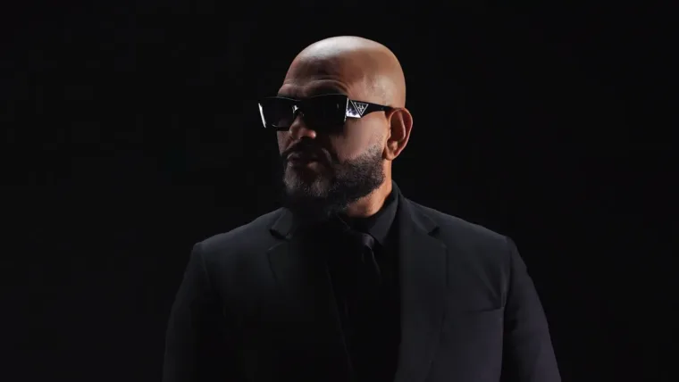 OVNI explora los límites del rap con su nuevo sencillo "Raya